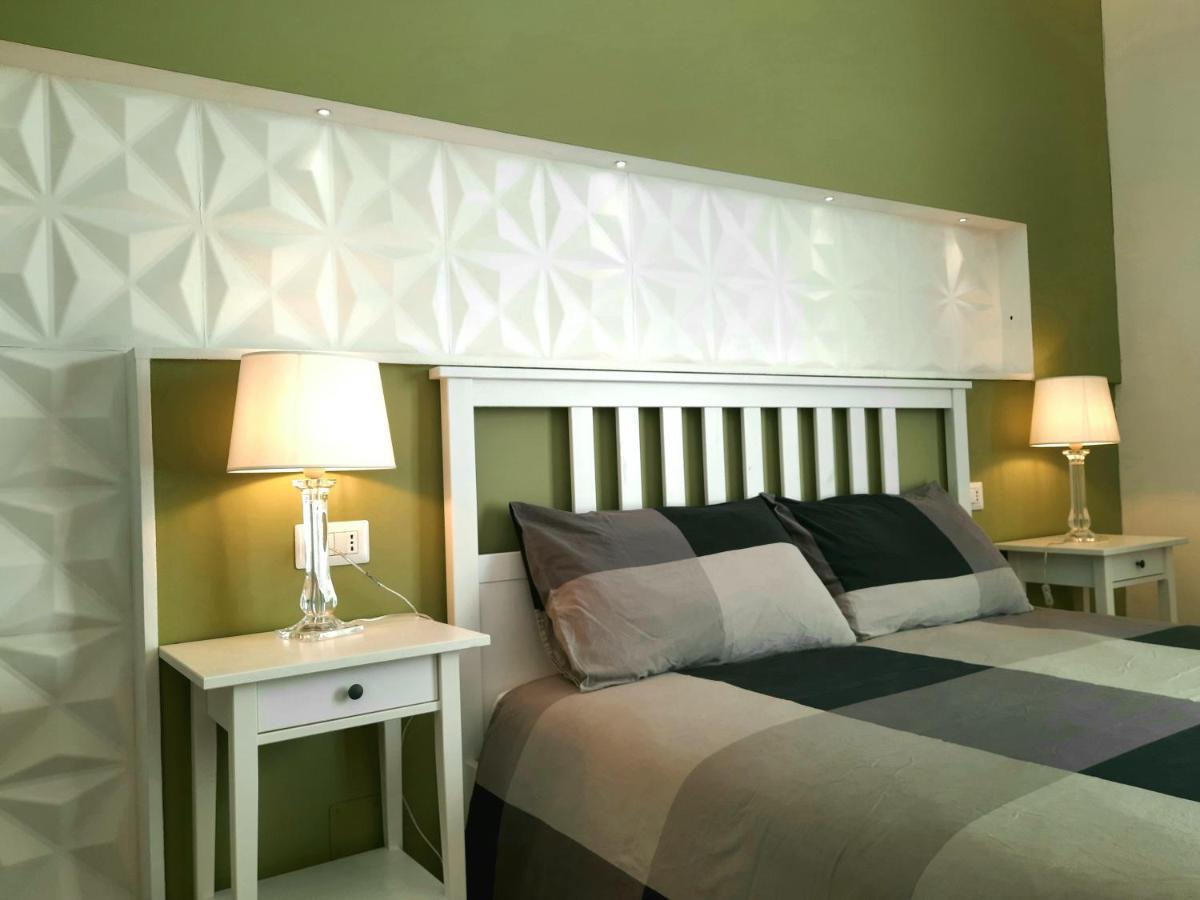 Politeamari Hotel ปาแลร์โม ภายนอก รูปภาพ